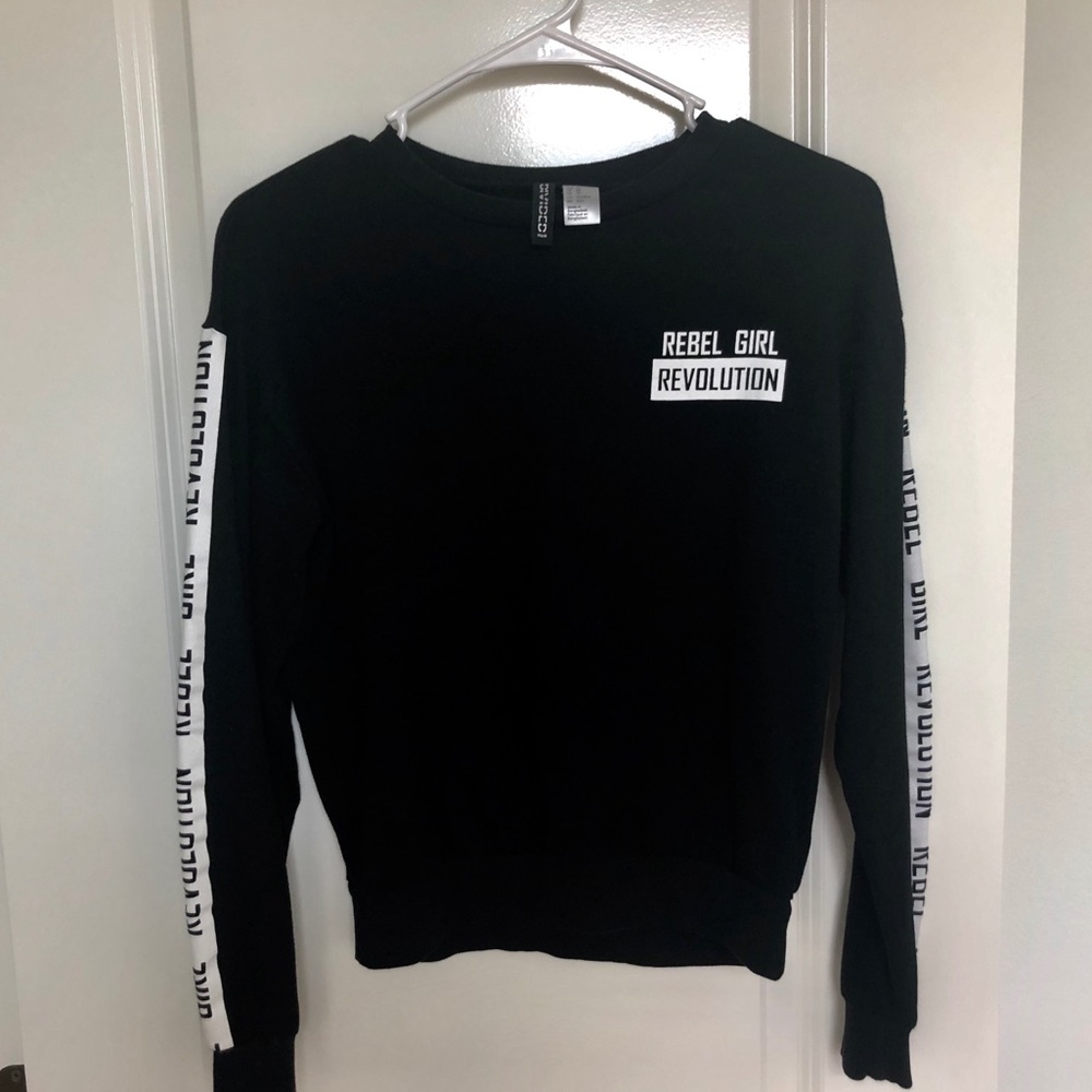 H&M black hoodie size xs